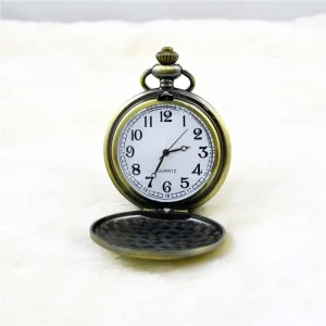 Antique Men’s Pocket Watch with Chain Various Engraving Commemorative Copper Film Quartz Nostalgic Vintage Style