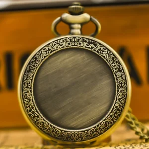 Antique Style Quartz Movement Zinc Alloy Case Pocket Watch with No Waterproof Feature
