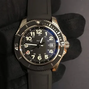 Automatic Mechanical Movement Men’s Wristwatch with Ratchet type One way Bezel and Curved Sapphire Crystal Glass