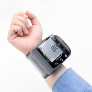 CE Approved Medical Wrist Blood Pressure Monitor Automatic Digital BP Machine Rechargeable Wrist Sphygmomanometer For Home Use