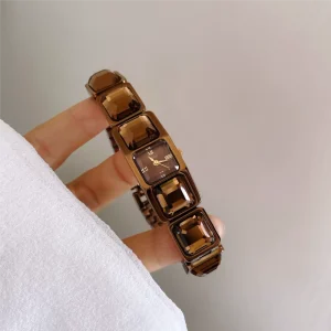 Caramel Brown Square Sugar Crystal Bracelet Watch for Women Niche Design Fashionable Luxury Quartz Women’s Watch Birthday Gift