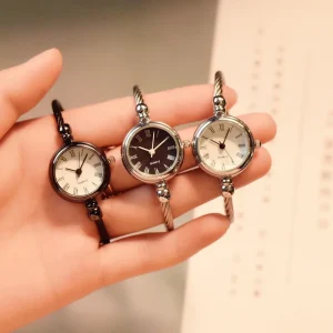 Casual Women’s Quartz Alloy Watch Fresh Delicate Style Korean Style Minimalist Trendy Bracelet Type for Female Students