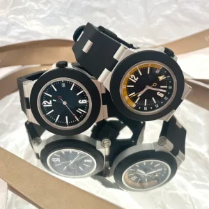 Ceramic Bezel Three-eye Chronograph Dial Design, Luminous Function, Rubber Strap, Self-winding Mechanical Watch