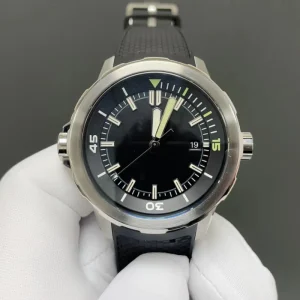 Classic Chronograph Mechanical Watch Sapphire Crystal Multifunctional Waterproof Wristwatch for Daily Business