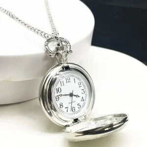 Couple Pocket Watch Vintage Hollow Heart-Shaped Silver Watch Quartz Engraved Pocket Watch