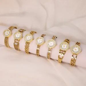 Cross-border Explosions Eco-Friendly Stainless Steel Bracelet Watch Hollow Diamond Temperament Fashionable Office Lady Advanced