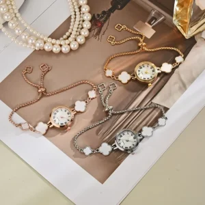 Cross border Schoolgirl Watch Fritillary Ins College Style Temperament Small Dial Decorative Four leaf Clover Lazy Pull Bracelet