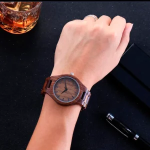 Custom Logo Wooden Watch for Women and Men, Walnut Quartz Wrist Watch