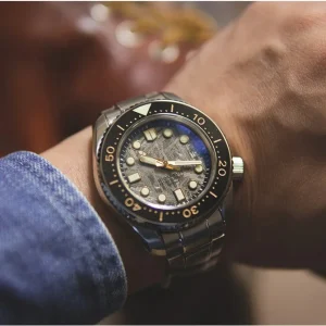 Custom Small Order 316L Stainless Steel Meteorite Dial Mechanical Automatic Dive Diver Watch Men