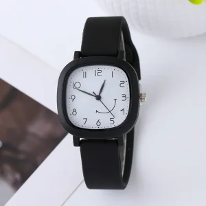 Custom logo Girls Luxury Watches Women Silicone Watch Strap Watches for Women