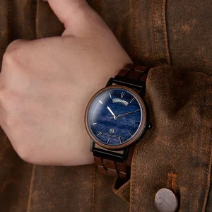 Customize Walnut Wood Men Wooden Quartz Watch