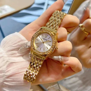 Diamond Studded Fashion Women’s Watch Light Luxury Emerald Quartz Watch Bracelet Watch