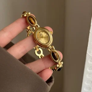 Factory Direct Small Gold Elegant Women’s Quartz Watch with Ancient Light Luxury Pearl Bracelet