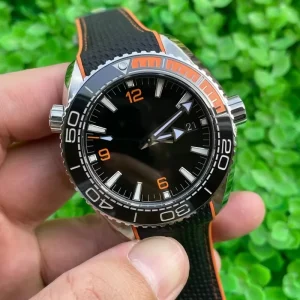Factory Price Mechanical Diver Watch 300m 8900 Movement Steel Case Automatic Watches Men Wrist Luxury Relojes Hombre