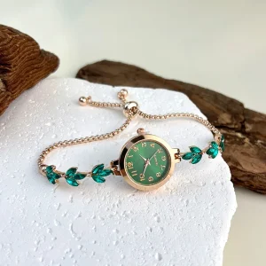 Fashion Women’s Watch Arabic Numeral Dial Quartz Watch Elegant Leaf shaped Diamond Adjustable Bracelet Ladies Wristwatch(WA369)