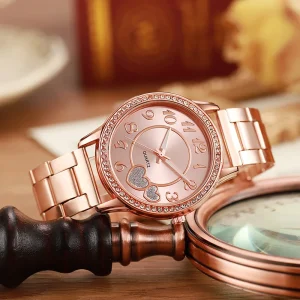 Fashionable Ladies’ Quartz Watch Heart-Shaped Alloy Case 43mm Stainless Steel Strap Diamond Inlay Pointer Display Eco-Friendly