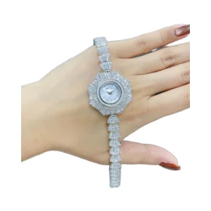 Fashionable Women’s Zircon Watches with Luxury Quartz Movement New Design and Waterproof Feature by Beijing Brand