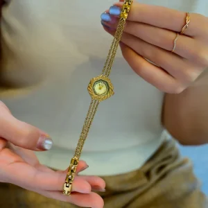 French Vintage Women’s Watch Classic Bracelet Watch Luxury Personalized Fashion Versatile Japanese Movement High Quality Gift