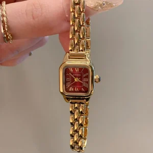 GUOU 8243 Simple Small Gold Lady Watch Gold Bracelet Vintage Quartz Watch