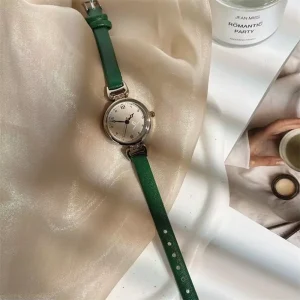Green Leather Strap Women’s Retro Luxury Fashion Quartz Wrist Watch
