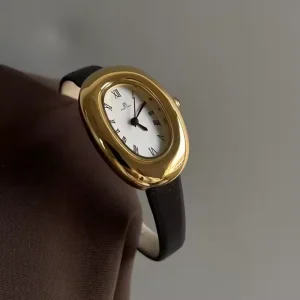 High End Small Dial Light Leather Alloy Crystal Pointer Roman Numerals Oval Quartz Fashion Bracelet Watch
