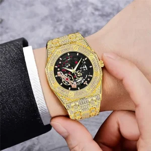 Hip hop Men’s Watch Diamond Encrusted Alloy Strap Trendy and Cool Decorated Calendar Quartz Watch