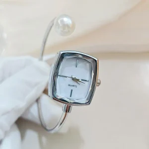 Korean Quartz Women’s Watch Pearl Bracelet Glass Dial Alloy Case