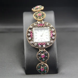 Ladies Bracelet Watch Fashion Wristwatch Jewelry Shining Beautiful Wrist Watch Women Gift for Lover Baby Girls Lady