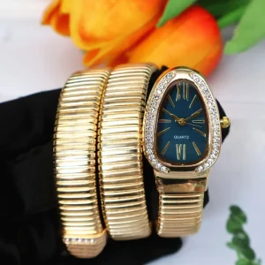 Ladies Wristwatch, Snake-Head Design, Long Band, Diamond-Encrusted Quartz Watch