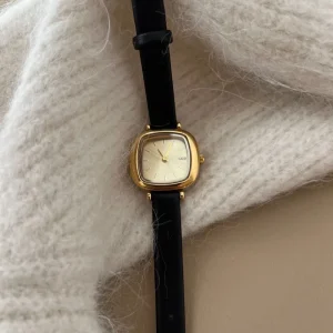 Luxury Casual Watch Niche Gold Watch Gold Faced Premium Leather Strap Watch Business Watch Elegant Women’s Watch Watch
