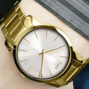 Luxury Fashion Simple Lightweight Unisex Watch Business Casual Sport Stainless Steel Quartz Movement 30M Water Resistant Crystal