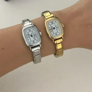 Luxury Fashionable Gold Plated Stainless Steel Quartz Watch Chronograph with Glass Dial Pointer 10 Bar Water Resistant