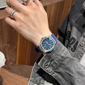 Luxury Men’s Silicone Strap Quartz Watch Business Waterproof Luminous Date Fashion Style
