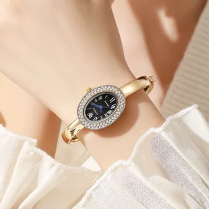 Luxury Watch for Women Rhinestone Bracelet Style Watch Oval Roman Dial Alloy Fashion Ladies Watch Gift