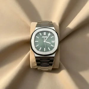 Mechanical luxury stainless steel watch 40mm dial diameter 18mm band calendar pointer movement