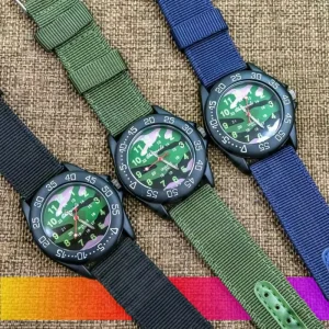 Men’s Breathable Canvas Watch Luminous Hands Alloy Case 30M Water Resistant 42mm Dial