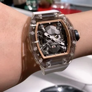 Men’s Mechanical Skeleton Watch Unique Skull Design Scratch Resistant Sapphire Crystal with Luminous Hands