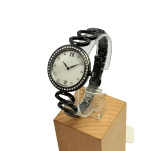 Men’s Skeleton Design Watch Round Roman Hour Markers Quartz Elegant Bracelet Band Wristwatch