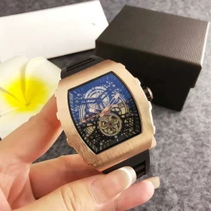 Men’s Watch Barrel Shaped Rose Gold Calendar Fashion Mechanical Watch
