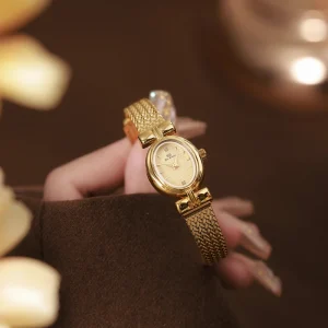 Retro Women’s Quartz Watch Luxury Fashion Jewelry with Stainless Steel Wheat Strap Band Alloy Dial