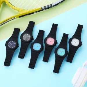 Silicone Quartz Watch Waterproof Casual Creative Luminous Pointer Men’s Quartz Wristwatch Black