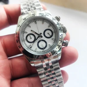 Silver Charm Quartz Watch Men’s Stainless Steel Case 20mm Band Width 5mm Sapphire Crystal Luminous Pointer Display 3BAR