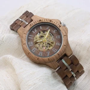 Solid Walnut Wood Men’s Watches Wood Mechanical Watch Wristwatch