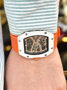 Sport Minimalist Alloy Quartz Barrel-shaped Luminous Dial Men’s Casual Wristwatch Personalized Color-block Design