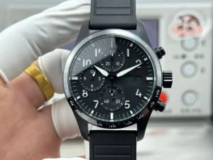 Stainless Steel Structure Men’s Sports Business Automatic Mechanical Watch with Clear Display at Night