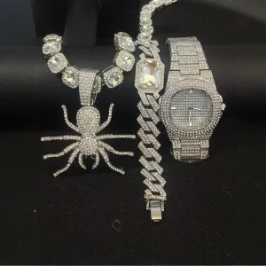 Stock 3pcs Set Silver Alloy and Rhinestone Hip Hop Crystal Spider Pendant Necklace Bracelet Iced Out Watch Jewelry