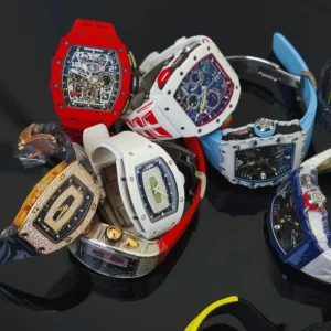 Tonneau shaped Watch Titanium Case Rubber Strap Mechanical