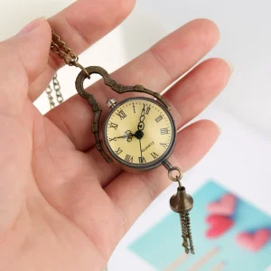 Unique Small Bull Eye Convex Shape Glass Ball Vintage Quartz Analog Necklace Pocket Watch with Chain