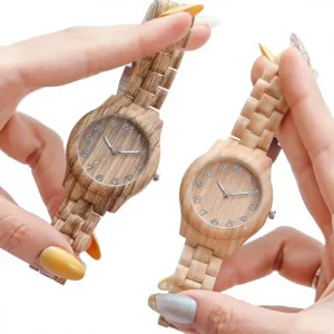Unisex Bamboo Pattern Alloy Glass 20mm Wooden Sandalwood Wristwatch Fashion Creative Quartz 40mm Pointer 10mm