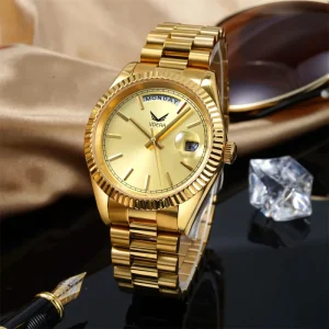 Unisex Japanese Quartz Luxury Watch with Business Casual Design Waterproof Calendar Dome Glass Leather Band for Men